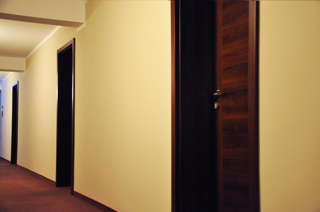 Hotel Pojezierze Szczecinek Exteriör bild