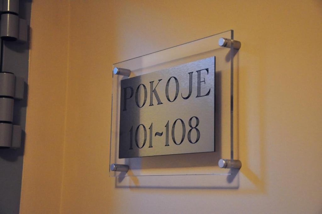 Hotel Pojezierze Szczecinek Exteriör bild