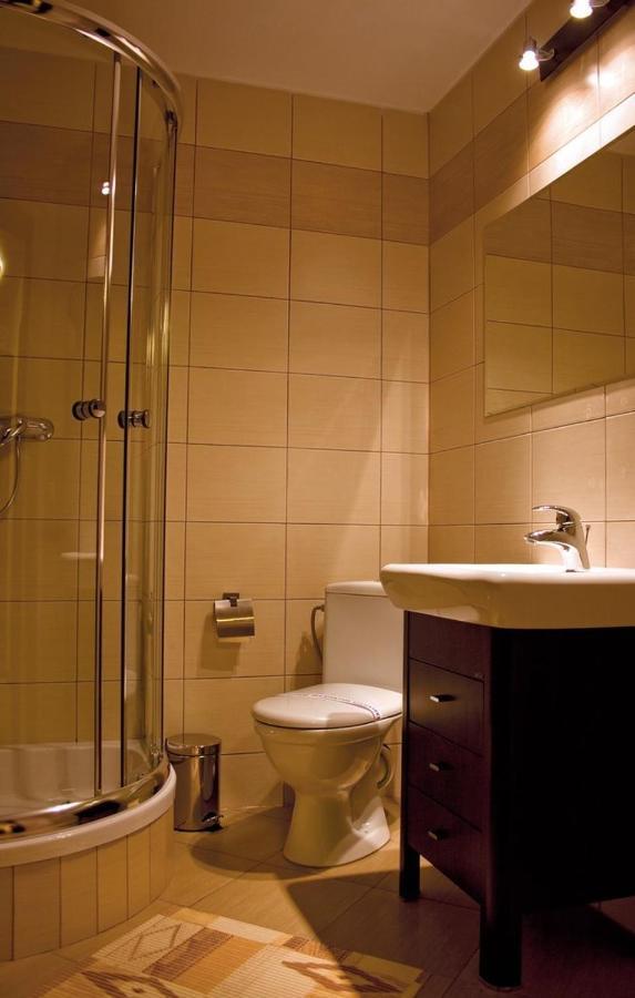 Hotel Pojezierze Szczecinek Rum bild