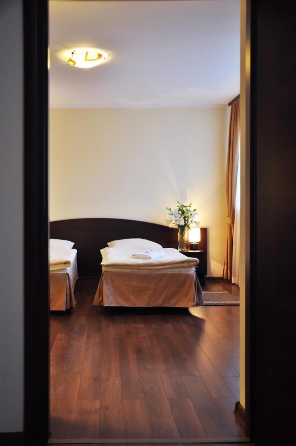 Hotel Pojezierze Szczecinek Rum bild